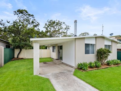 15 Trevally Avenue, Chain Valley Bay