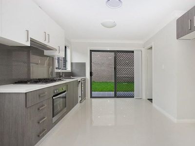 2 / 18 Hartington Street, Rooty Hill