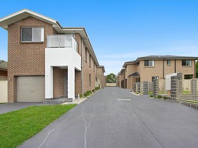 2 / 18 Hartington Street, Rooty Hill
