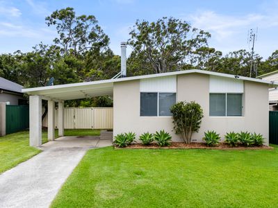 15 Trevally Avenue, Chain Valley Bay