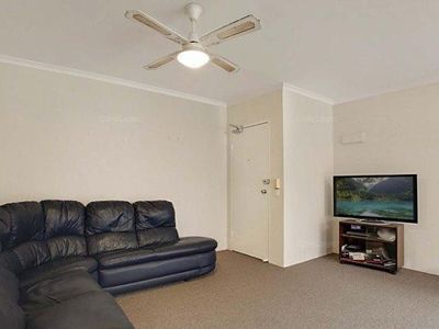 8 / 8 Dent Street, Jamisontown
